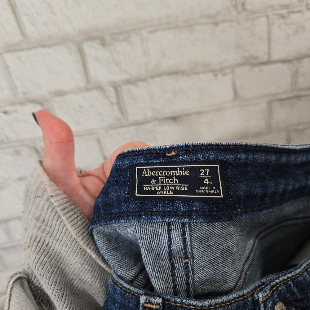 Abercrombie & Fitch Harper low rise ankle jeans - Picture 13 of 16